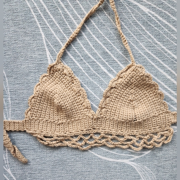 Handmade crochet festival bralette - Picture 4 of 10